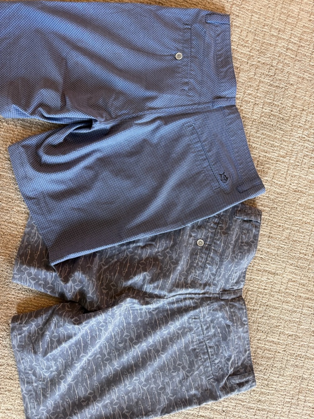 2 Pairs of Men’s size 33 SOUTHERN TIDE shorts - Picture 5 of 5